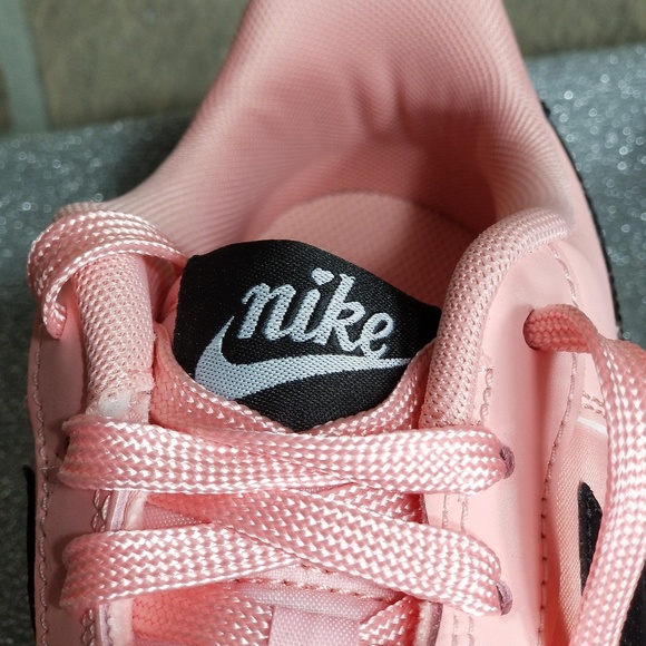 Nike Air Force 1 Low - Picture 4 of 6